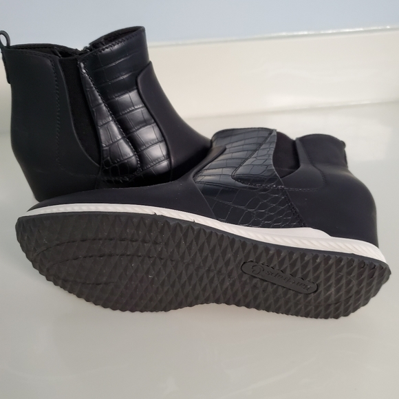 Bare trap sneaker bootie Jaci  new 8.5m w/o box - Picture 2 of 8